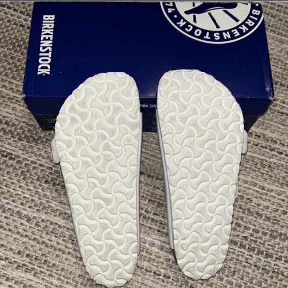 SOLD Birkinstock sandals - Picture 4 of 7